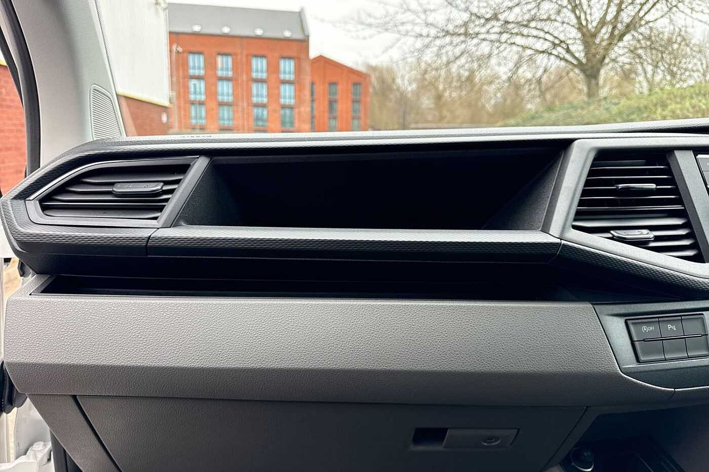 Volkswagen Transporter 2.0TDI 110ps T28 Highline SWB-Tailgate + Heated Rear Window-LED's