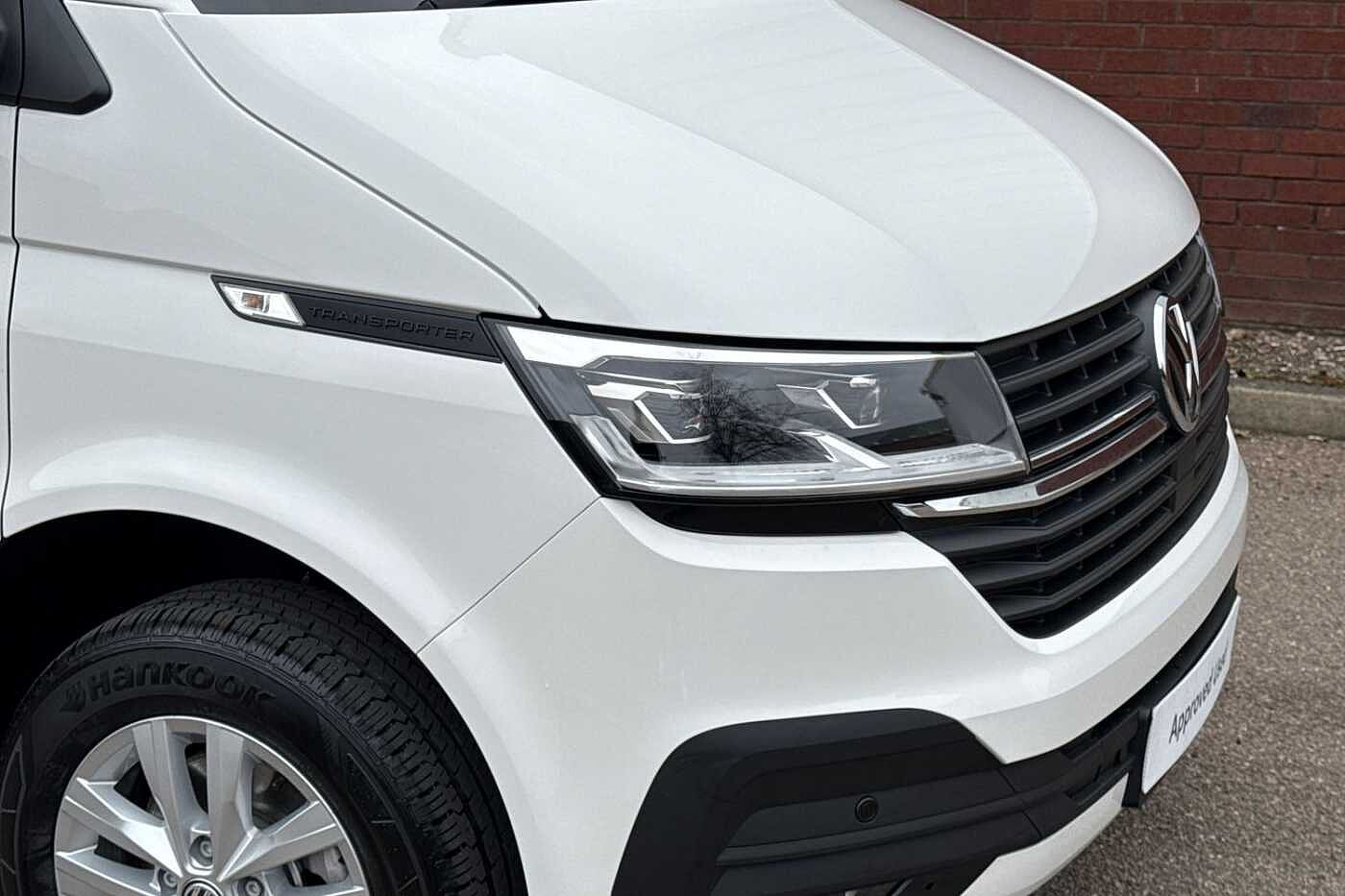 Volkswagen Transporter 2.0TDI 110ps T28 Highline SWB-Tailgate + Heated Rear Window-LED's