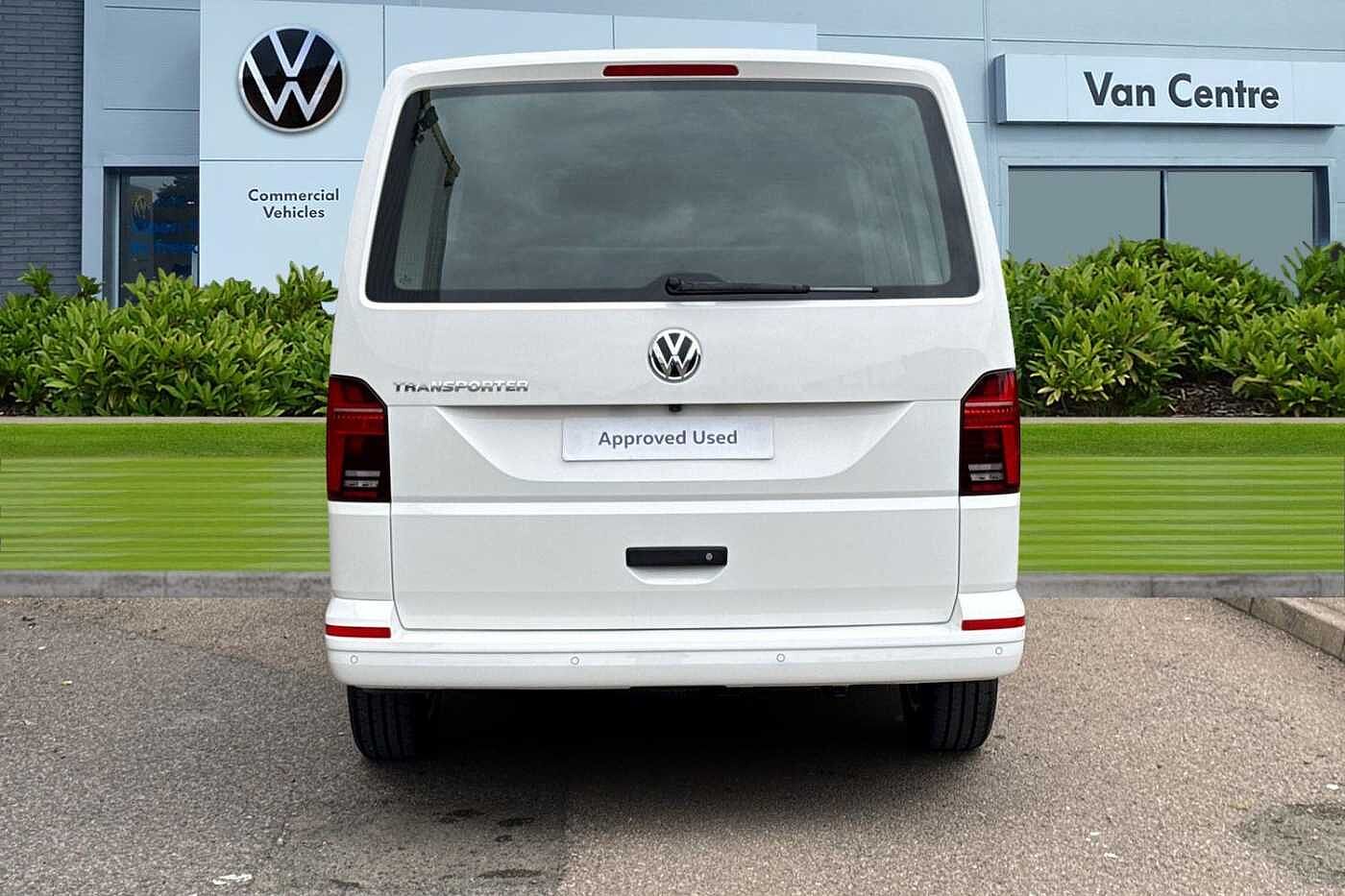 Volkswagen Transporter 2.0TDI 110ps T28 Highline SWB-Tailgate + Heated Rear Window-LED's