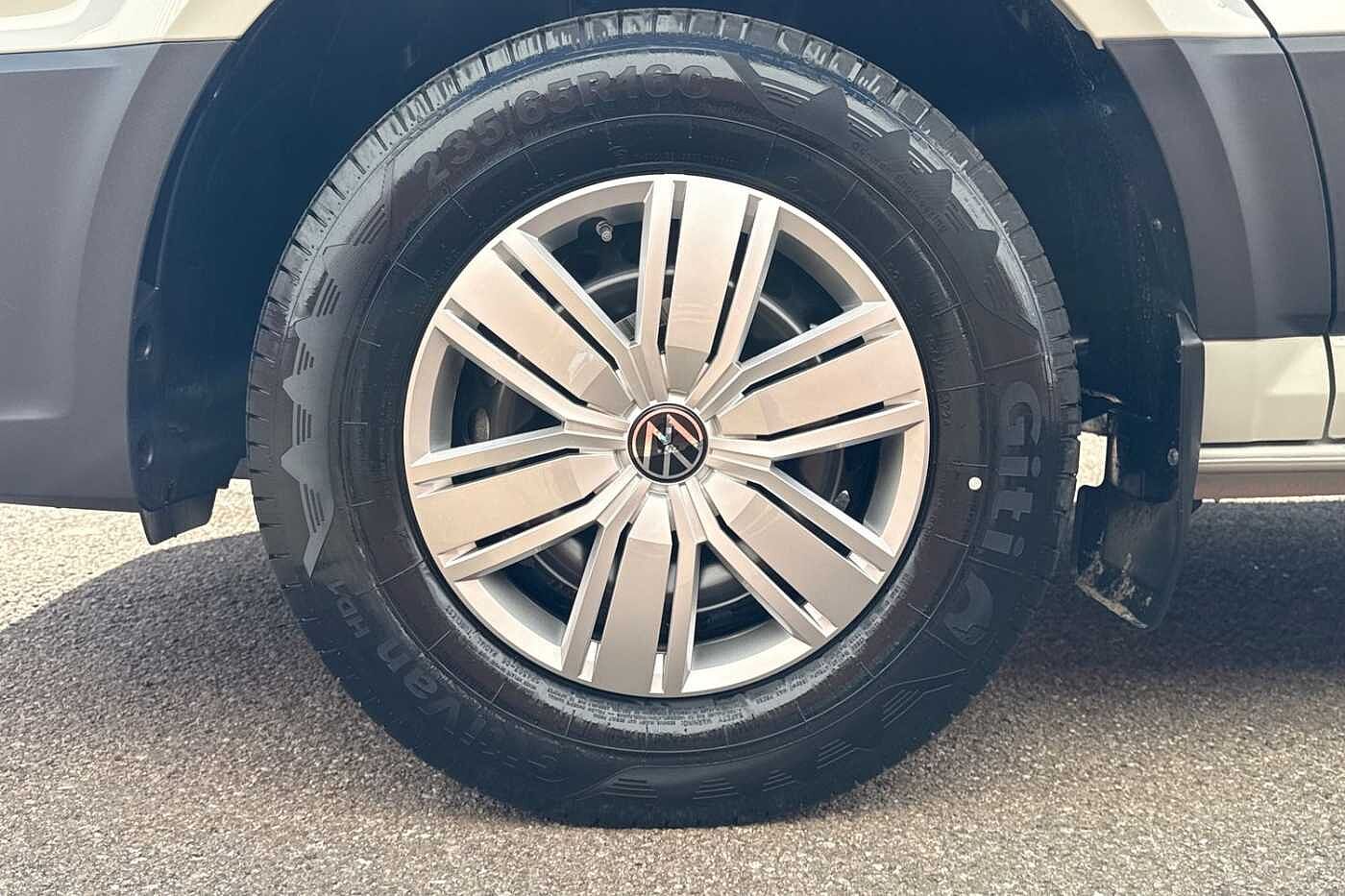 Volkswagen Crafter 2.0TDI 163PS EU6 CR35 MWB Commerce Plus RWD-Ascot Grey + LED's