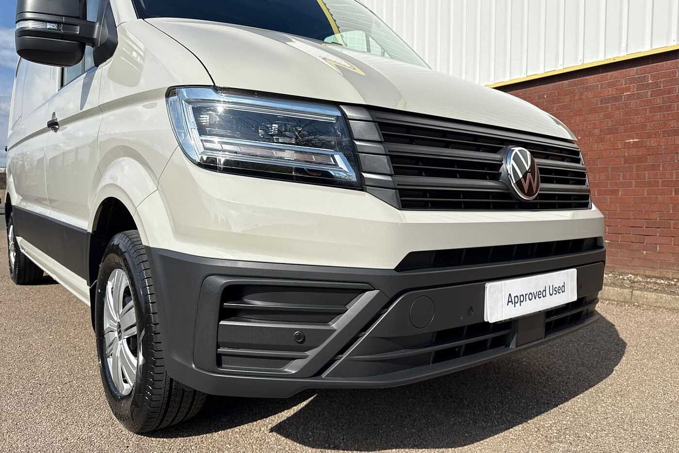 Volkswagen Crafter 2.0TDI 163PS EU6 CR35 MWB Commerce Plus RWD-Ascot Grey + LED's