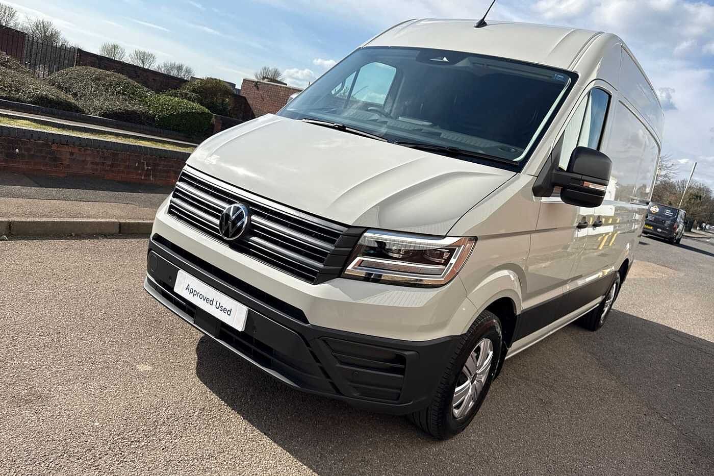 Volkswagen Crafter 2.0TDI 163PS EU6 CR35 MWB Commerce Plus RWD-Ascot Grey + LED's