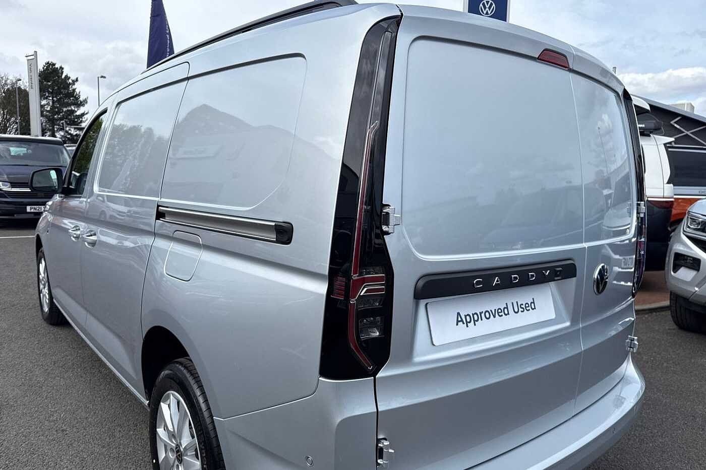 Volkswagen Caddy Maxi 2.0TDI 122PS C20 Cargo Commerce Pro-Tech Pack Pro DSG Auto 2025