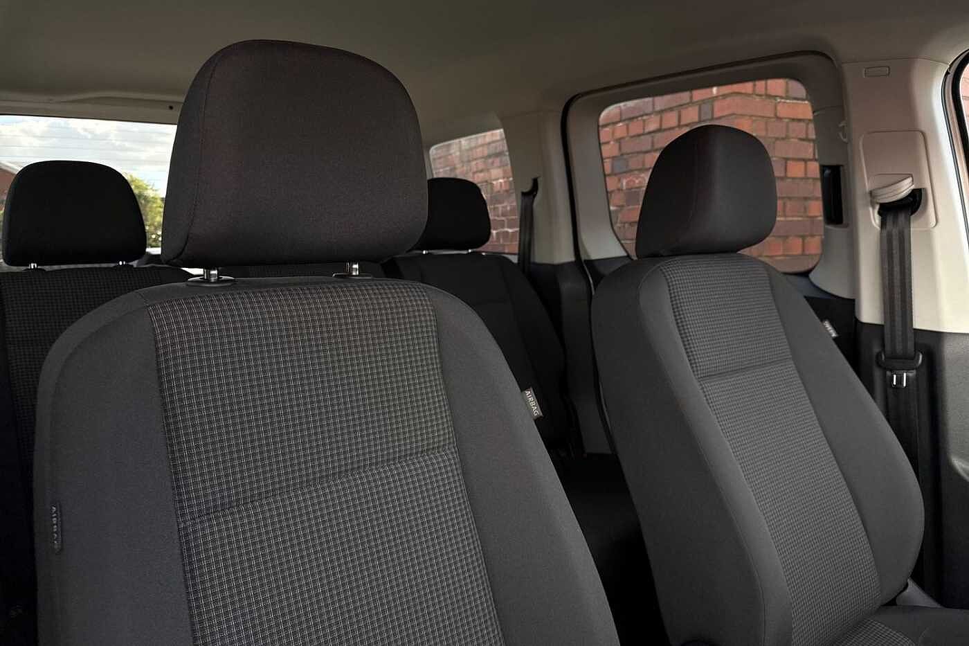Volkswagen Caddy 2.0TDI 102ps 5 Seat People Carrier 5 Door