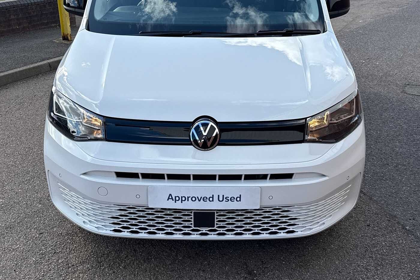 Volkswagen Caddy 2.0TDI 102ps 5 Seat People Carrier 5 Door