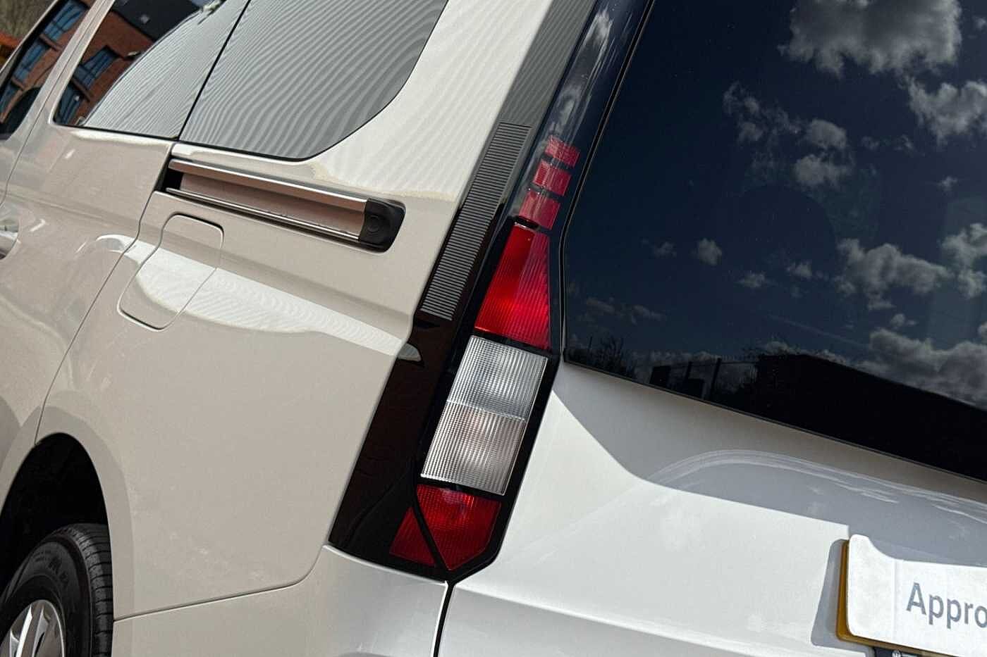 Volkswagen Caddy 2.0TDI 102ps 5 Seat People Carrier 5 Door
