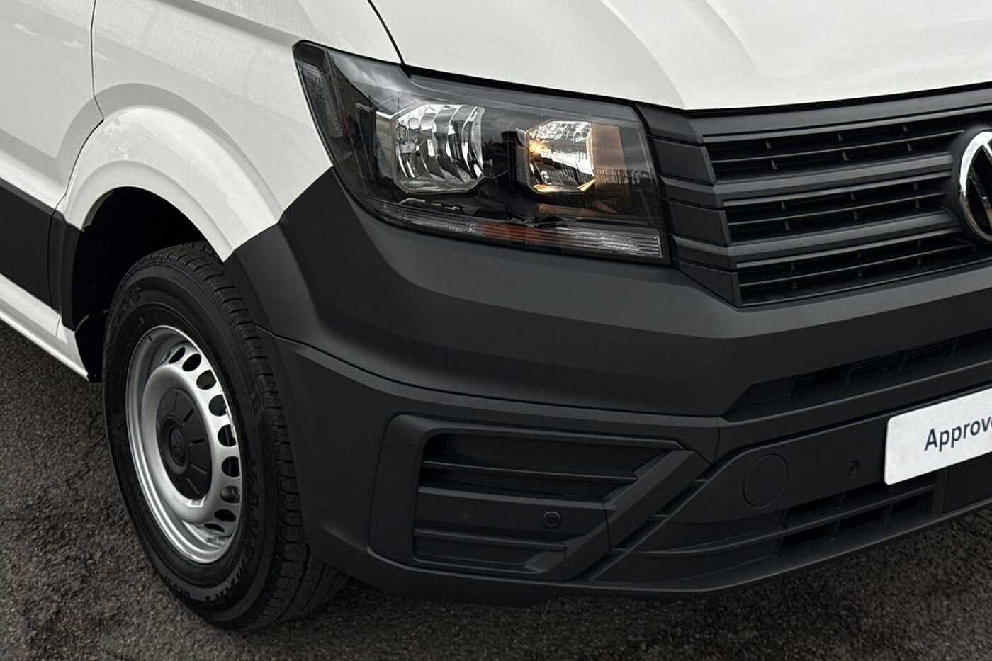 Volkswagen Crafter CR35 LWB Diesel FWD 2.0 TDI 140PS Commerce Business High Roof-2025-Delivery Miles Only-Rear Camera