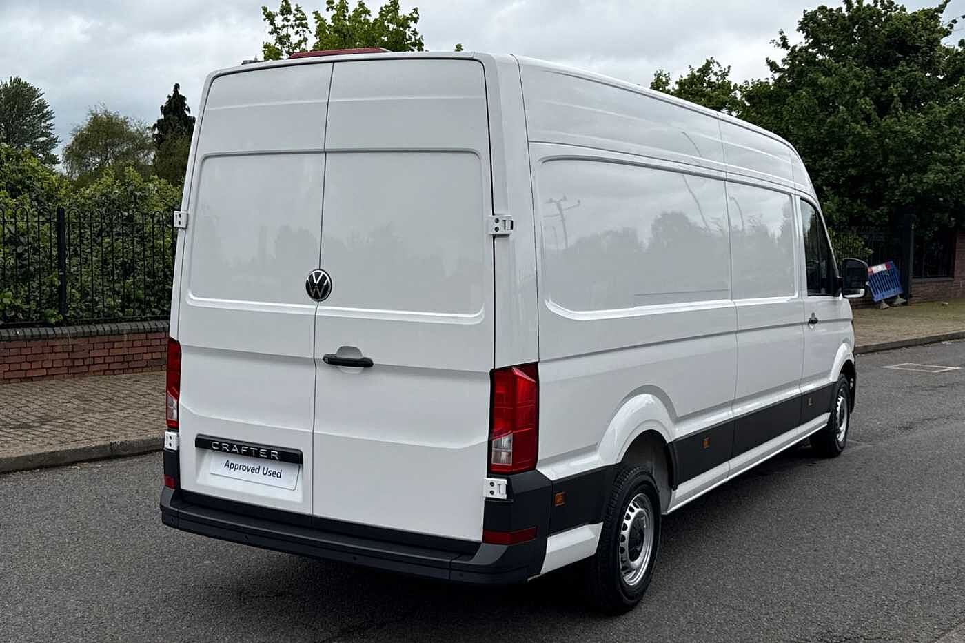 Volkswagen Crafter CR35 LWB Diesel FWD 2.0 TDI 140PS Commerce Business High Roof-2025-Delivery Miles Only-Rear Camera