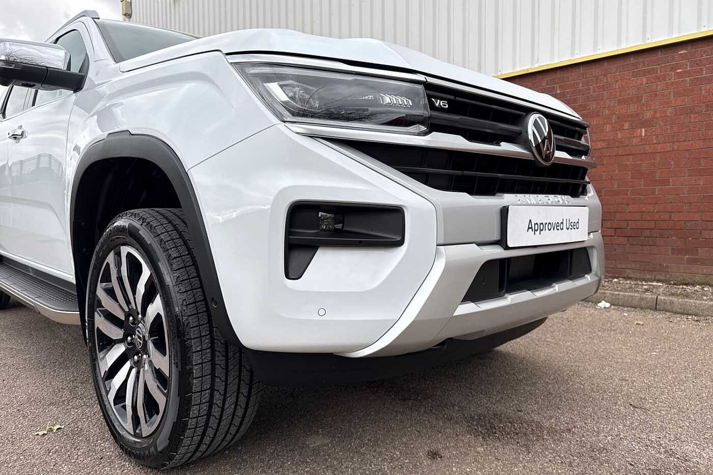 Volkswagen Amarok 3.0TDI V6 240PS Aventura 4MOTION-Delivery Miles Only