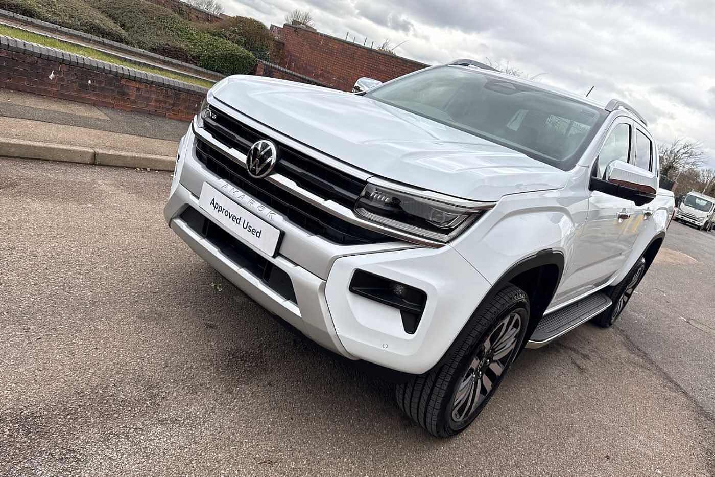 Volkswagen Amarok 3.0TDI V6 240PS Aventura 4MOTION-Delivery Miles Only