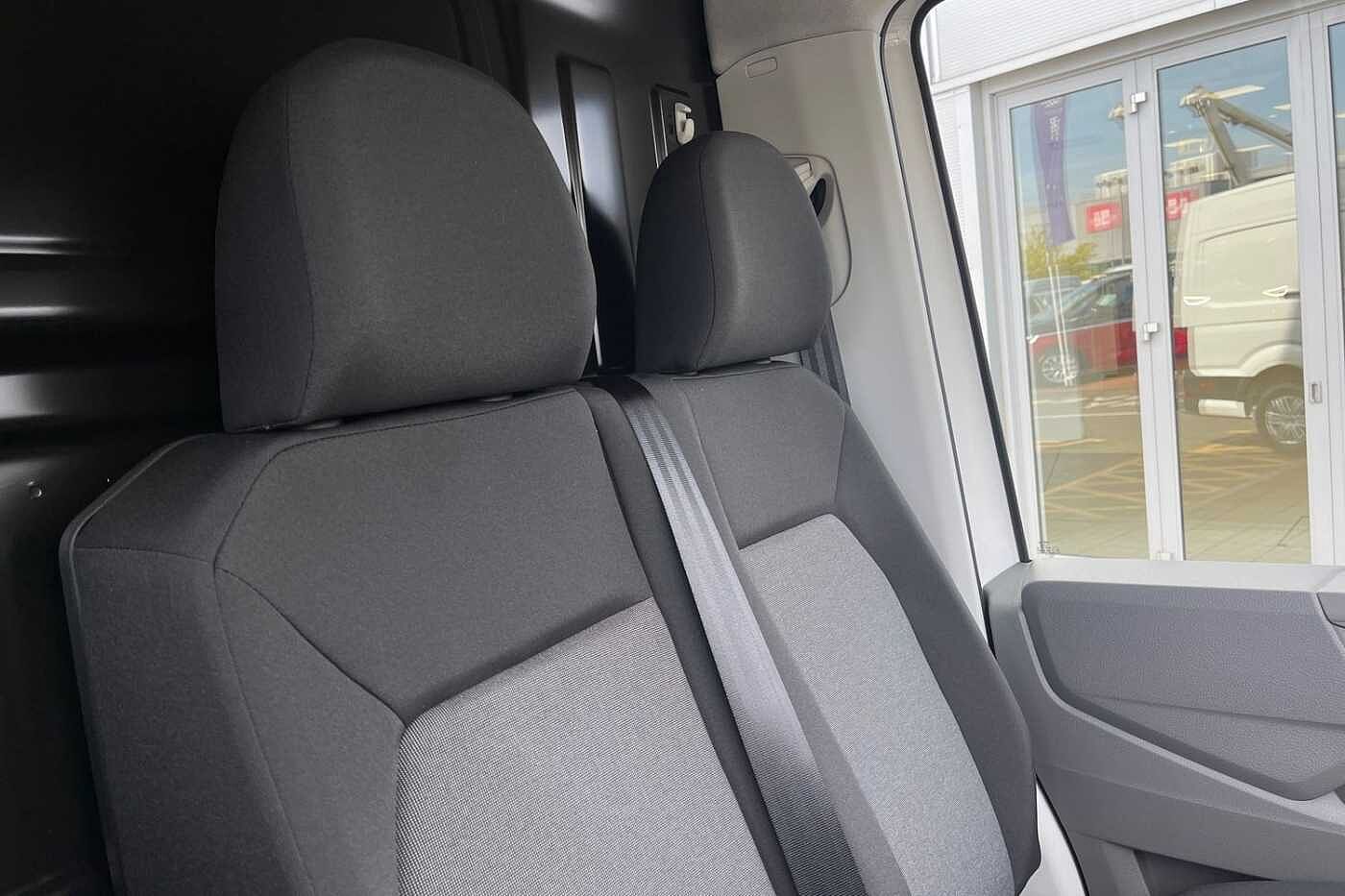 Volkswagen Crafter CR35 LWB Diesel FWD 2.0 TDI 140PS Commerce Business High Roof-2025-Delivery Miles Only