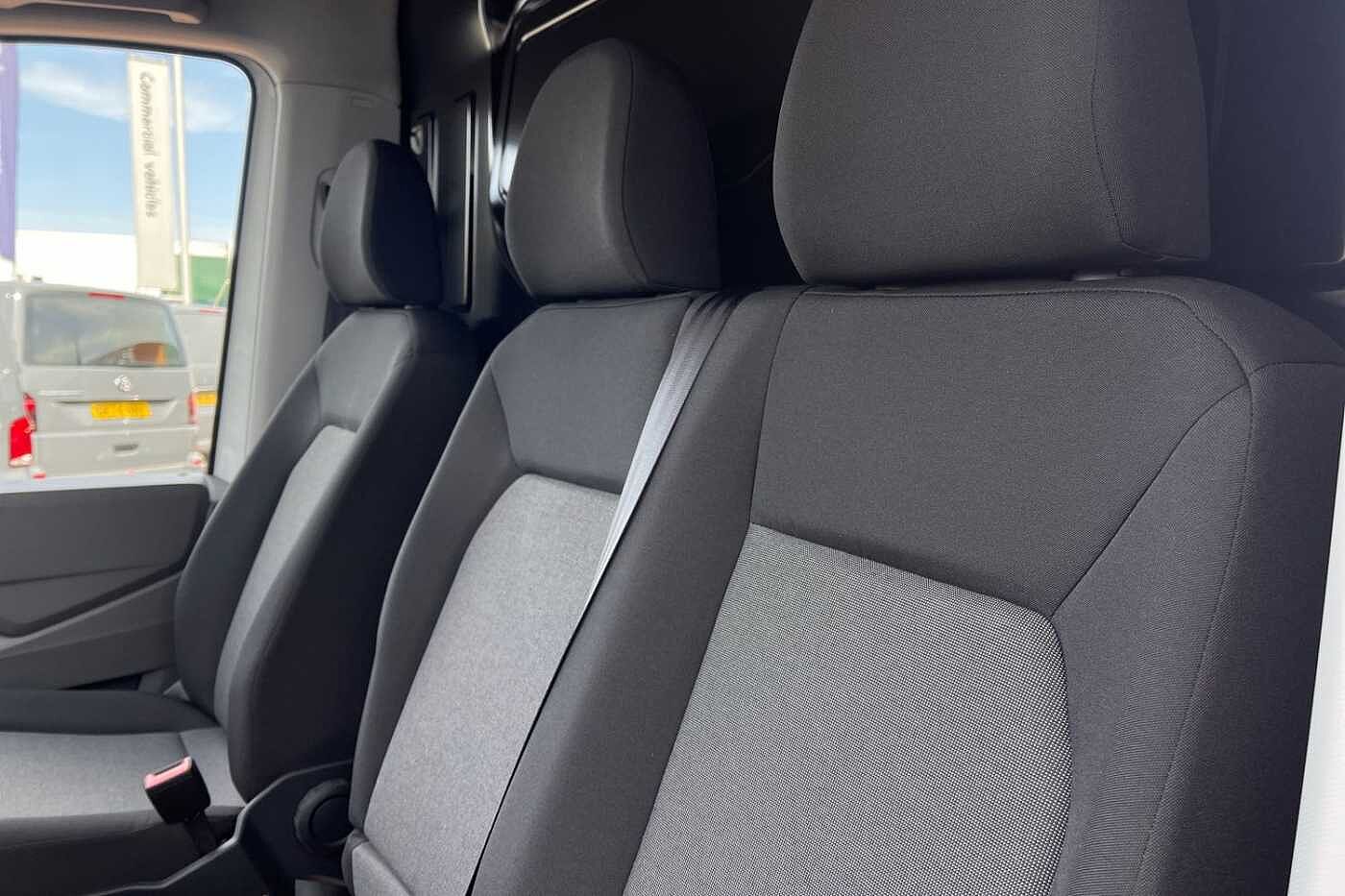 Volkswagen Crafter CR35 LWB Diesel FWD 2.0 TDI 140PS Commerce Business High Roof-2025-Delivery Miles Only