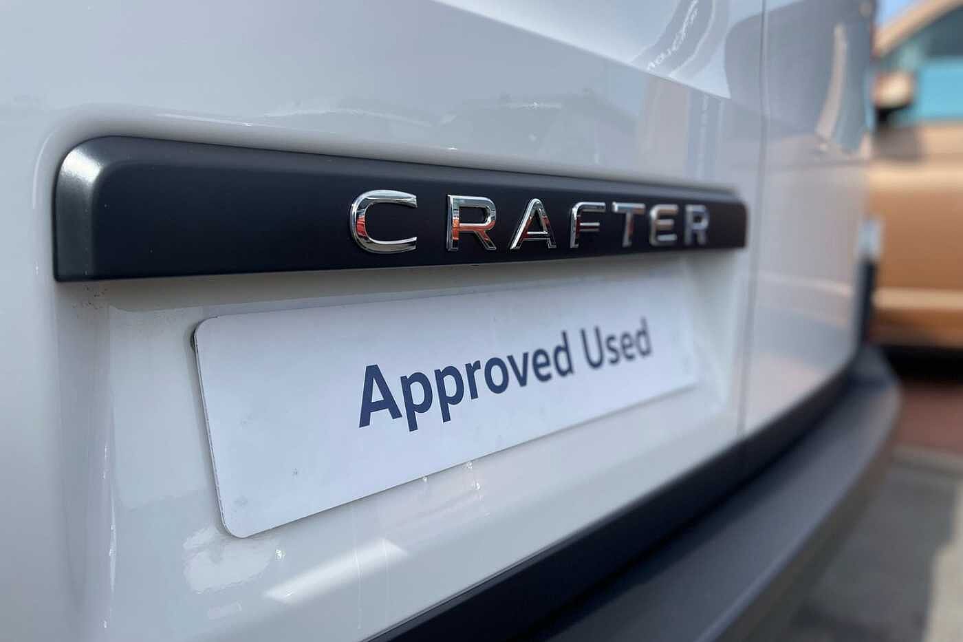 Volkswagen Crafter CR35 LWB Diesel FWD 2.0 TDI 140PS Commerce Business High Roof-2025-Delivery Miles Only
