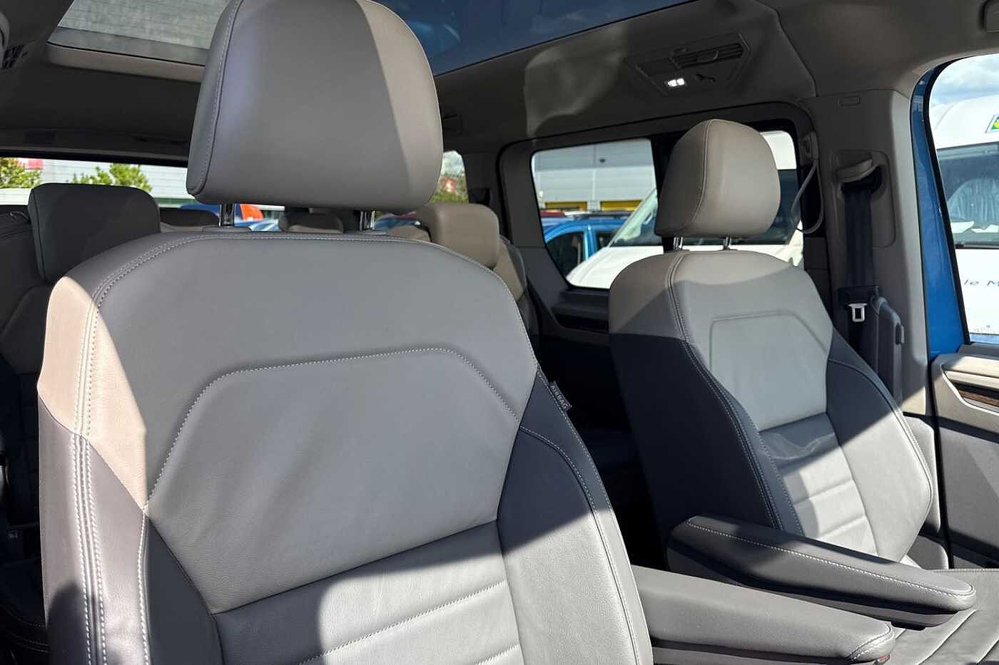 Volkswagen Multivan Style 2.0 TSI 204PS Style LWB DSG 7 Seats-Panoramic Roof-Harmon Kardon Hifi