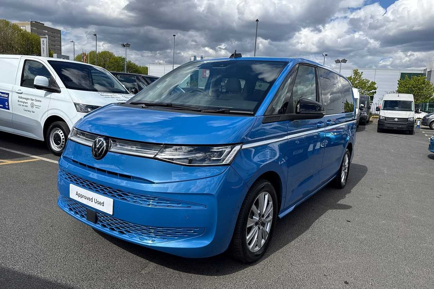 Volkswagen Multivan Style 2.0 TSI 204PS Style LWB DSG 7 Seats-Panoramic Roof-Harmon Kardon Hifi
