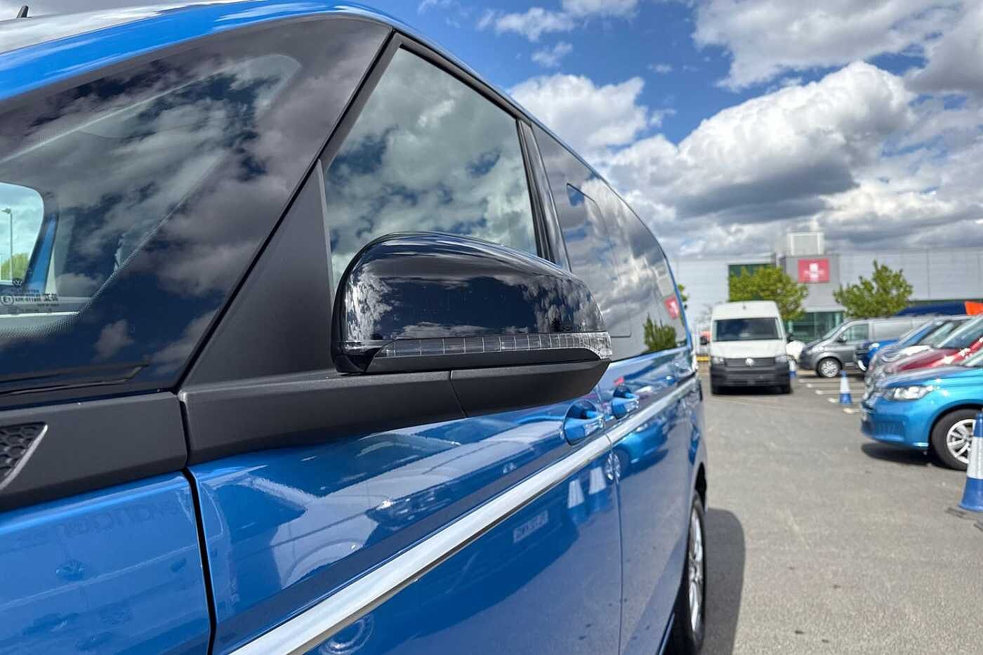 Volkswagen Multivan Style 2.0 TSI 204PS Style LWB DSG 7 Seats-Panoramic Roof-Harmon Kardon Hifi