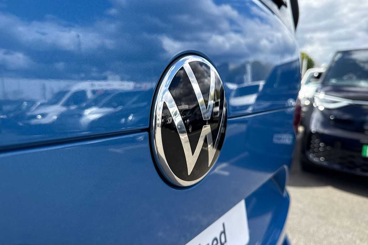 Volkswagen Multivan Style 2.0 TSI 204PS Style LWB DSG 7 Seats-Panoramic Roof-Harmon Kardon Hifi