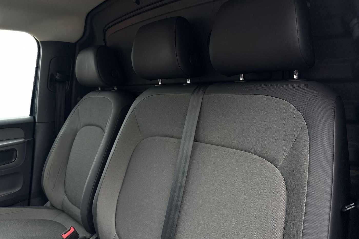 Volkswagen ID. Buzz Cargo (204ps) Commerce Plus 77kWh-Two Tone + Tailgate
