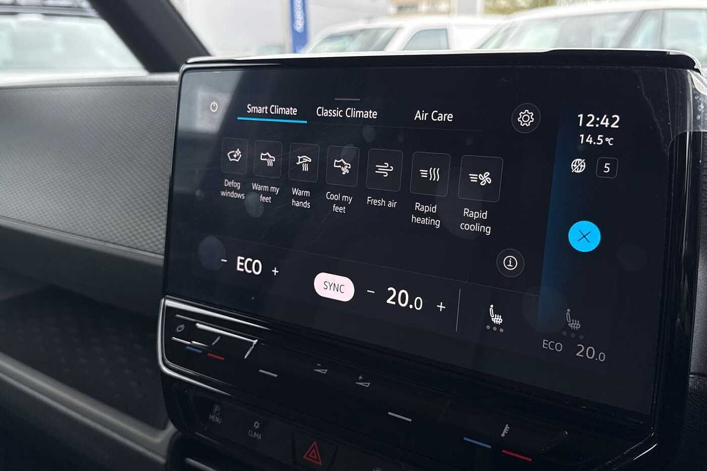 Volkswagen ID. Buzz Cargo (204ps) Commerce Plus 77kWh-Two Tone + Tailgate