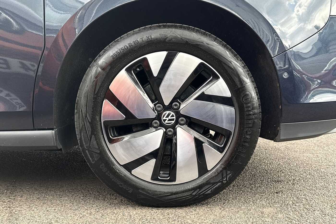 Volkswagen ID. Buzz Cargo (204ps) Commerce Plus 77kWh-Two Tone + Tailgate