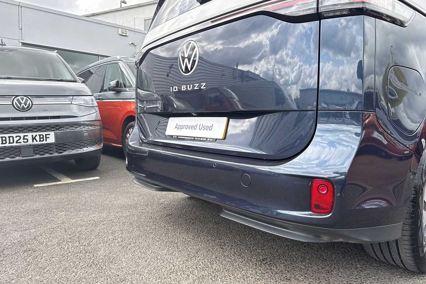 Volkswagen ID. Buzz Cargo (204ps) Commerce Plus 77kWh-Two Tone + Tailgate
