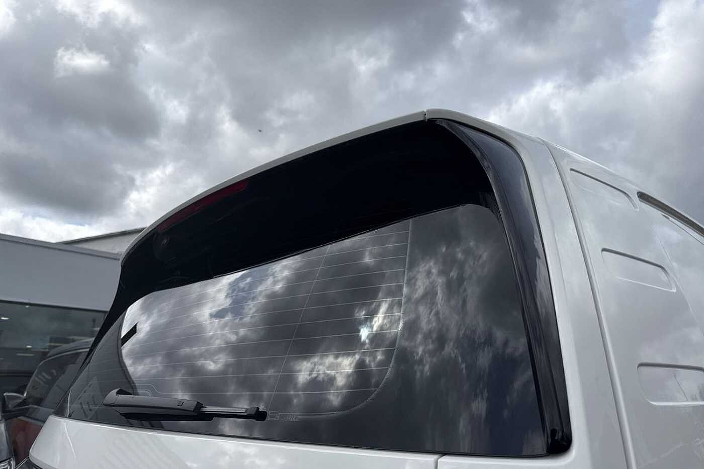Volkswagen ID. Buzz Cargo (204ps) Commerce Plus 77kWh-Two Tone + Tailgate