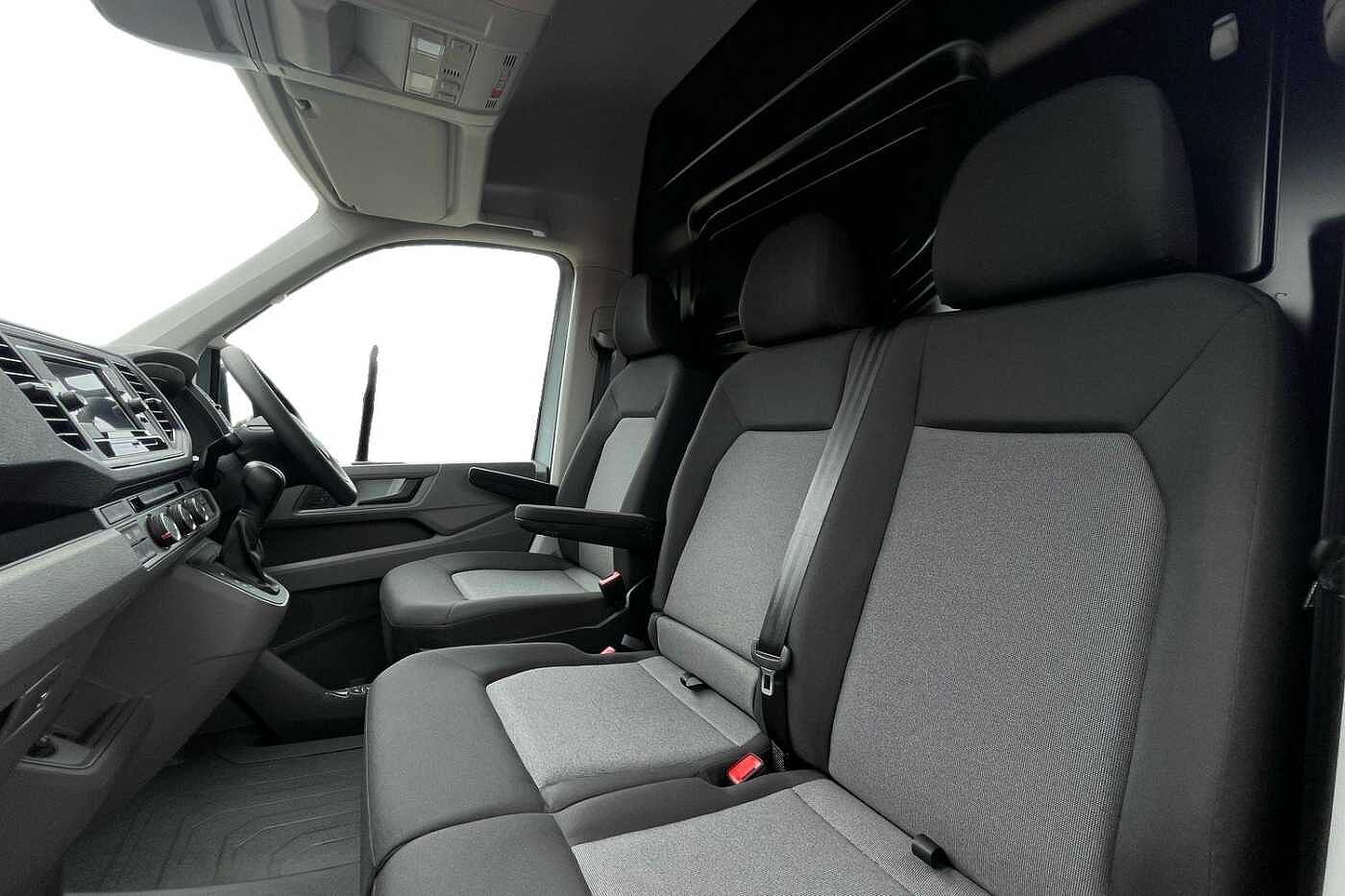 Volkswagen Crafter CR35 MWB Diesel FWD 2.0 TDI 140PS Commerce Plus High Roof Van Auto-Twin Slider