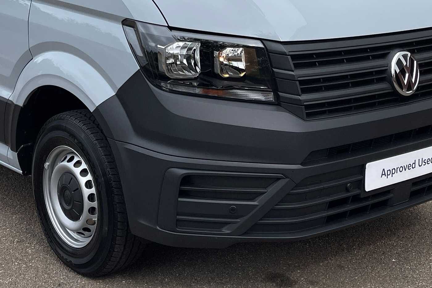 Volkswagen Crafter CR35 MWB Diesel FWD 2.0 TDI 140PS Commerce Plus High Roof Van Auto-Twin Slider