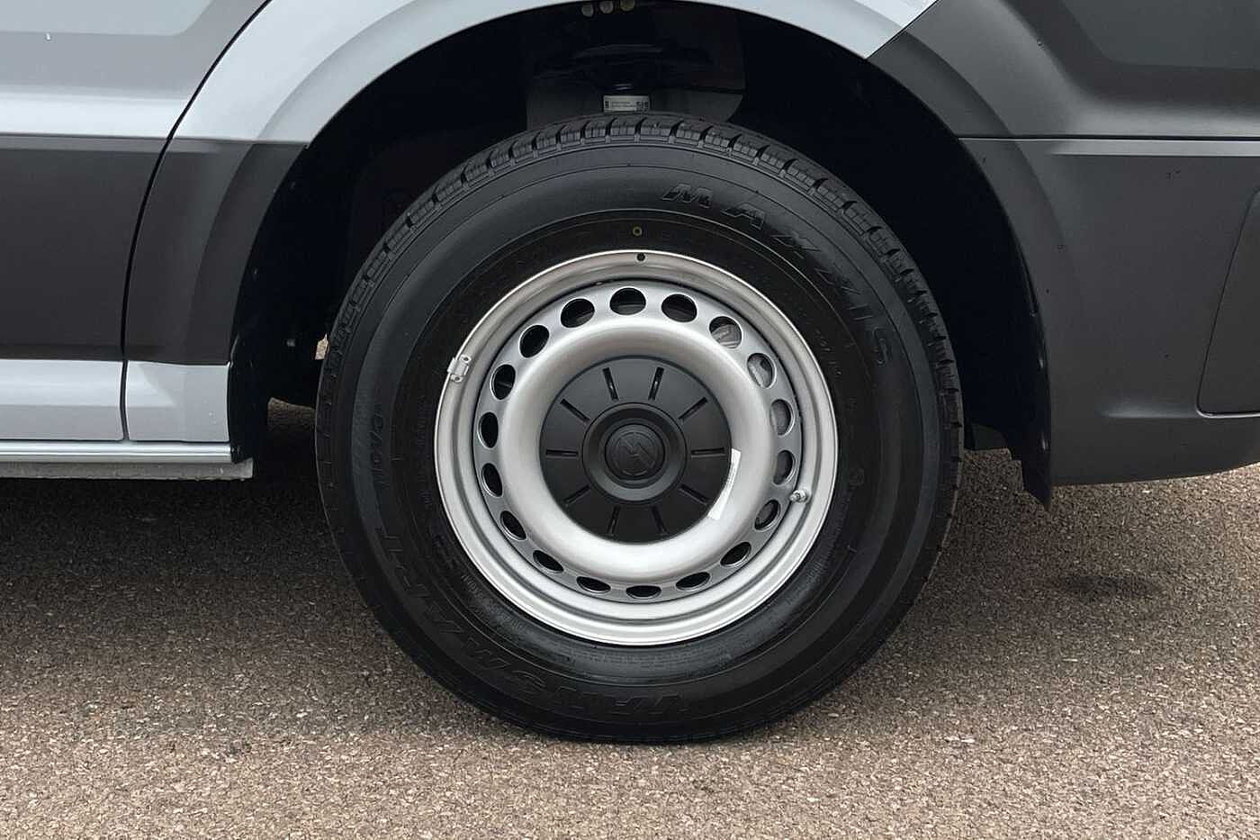 Volkswagen Crafter CR35 MWB Diesel FWD 2.0 TDI 140PS Commerce Plus High Roof Van Auto-Twin Slider