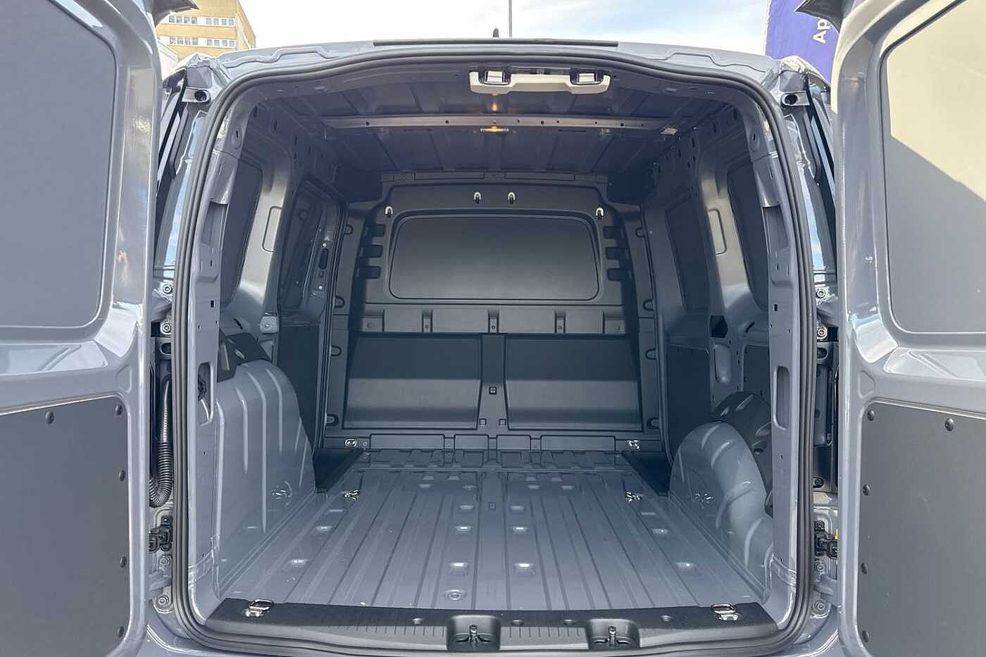 Volkswagen Caddy SWB 2.0TDI 122PS C20 Cargo Commerce Pro-Tech Pack Pro DSG Auto 2025