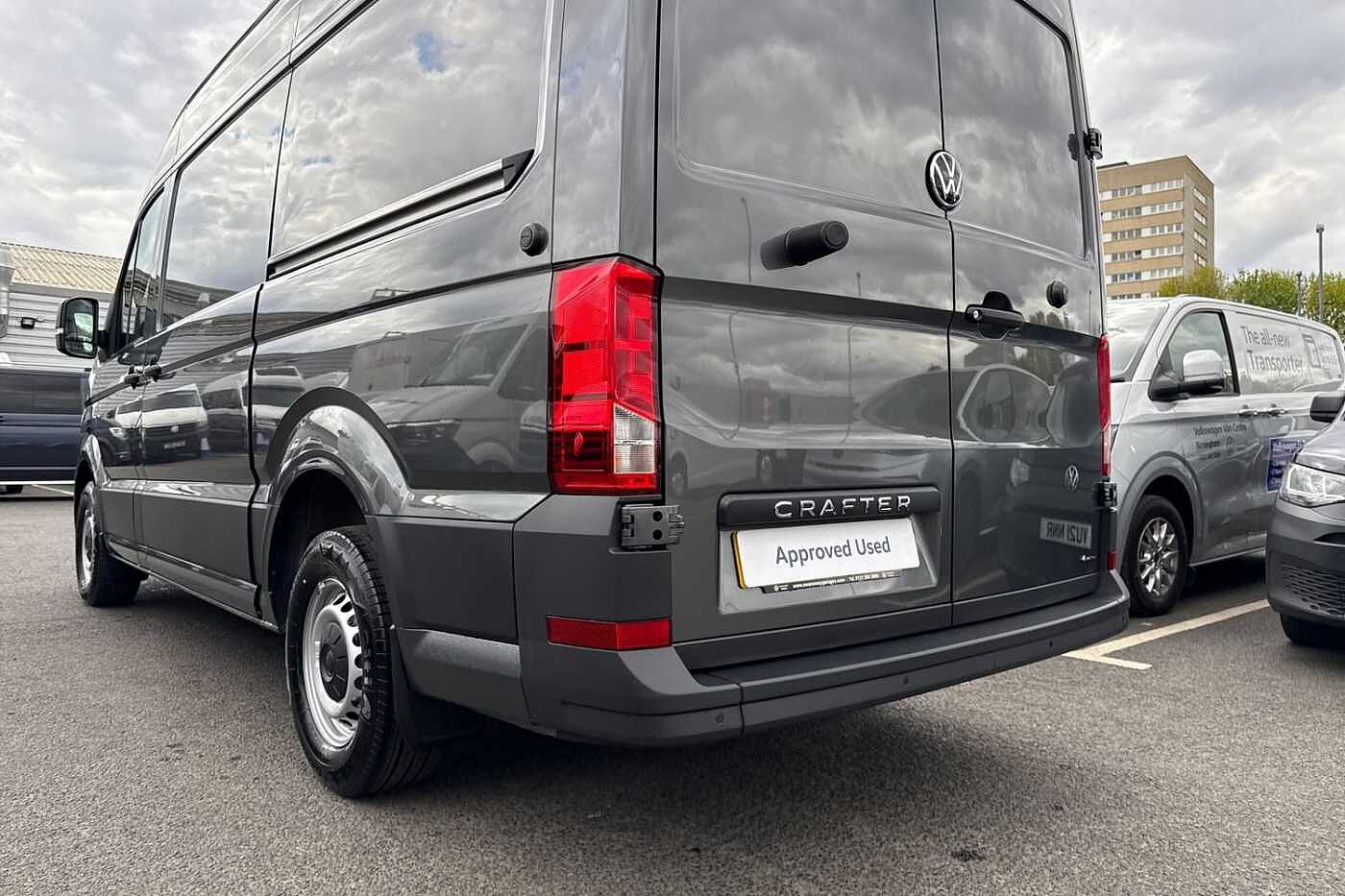 Volkswagen Crafter 2.0TDI 177PS EU6 CR35 MWB Commerce Plus 4Motion Diff Lock