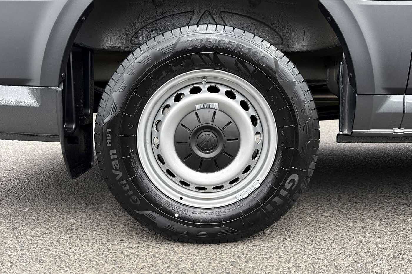 Volkswagen Crafter 2.0TDI 177PS EU6 CR35 MWB Commerce Plus 4Motion Diff Lock