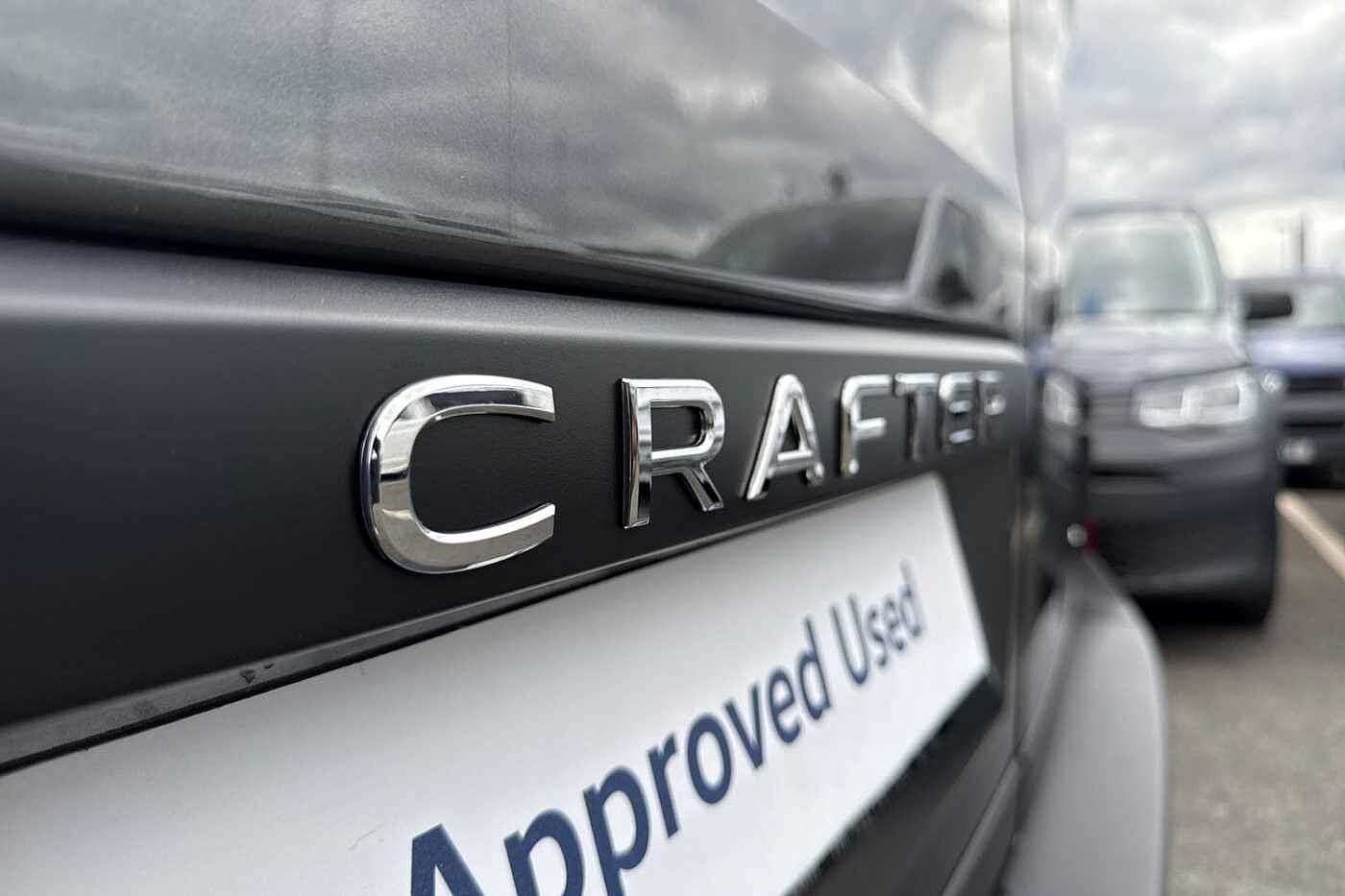 Volkswagen Crafter 2.0TDI 177PS EU6 CR35 MWB Commerce Plus 4Motion Diff Lock