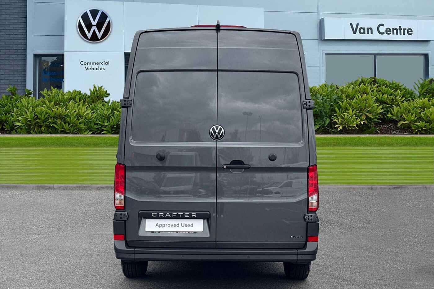 Volkswagen Crafter 2.0TDI 177PS EU6 CR35 MWB Commerce Plus 4Motion Diff Lock