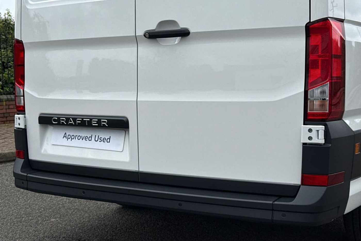 Volkswagen Crafter CR35 LWB Diesel FWD 2.0 TDI 140PS Commerce Business High Roof-2025-Delivery Miles Only